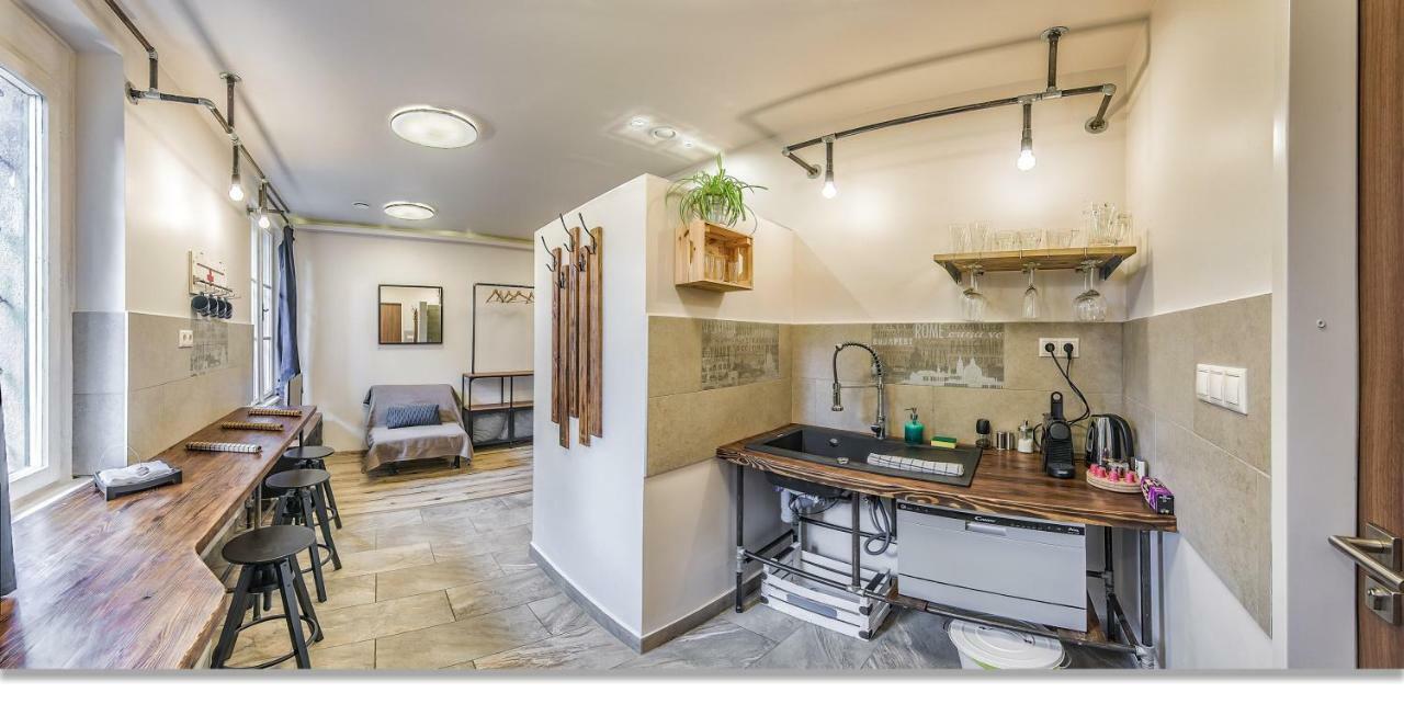 ดาวน์ทาวน์ บูทิก สวีท  Apartment บูดาเปสต์ ภายนอก รูปภาพ